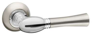 Door handles on rose 106 R02 SN/CP-3