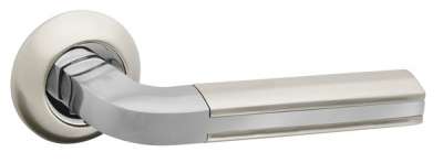 Door handles on rose 115 R02 SN/CP-3